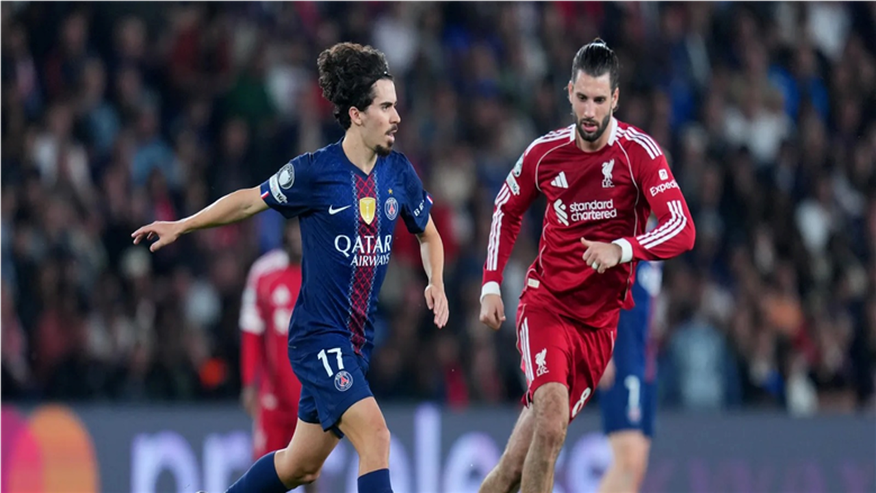 قناة تبث مباراة ليفربول وباريس سان جيرمان اليوم.. اضبط ترددها الآن